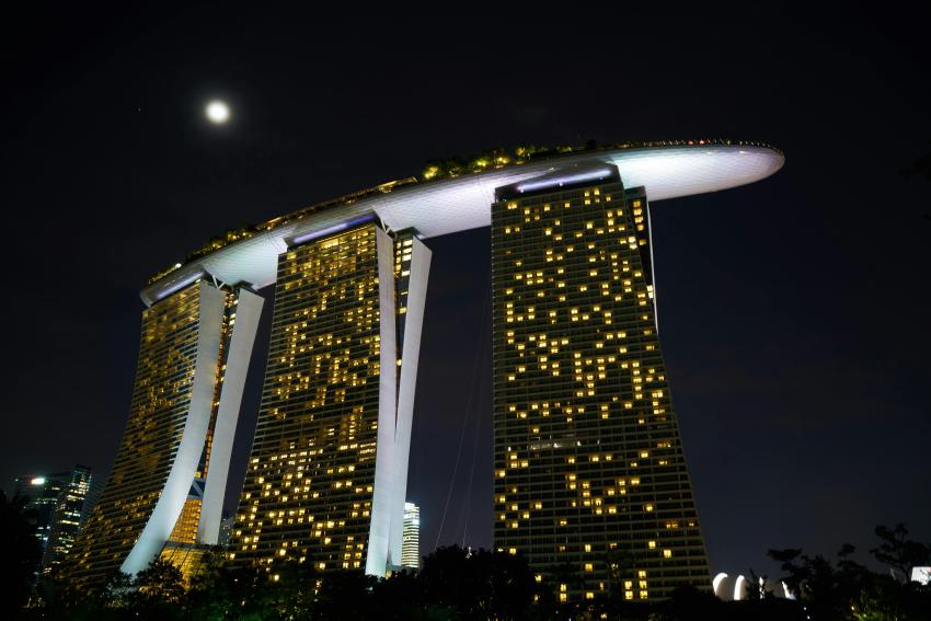 Singapore Honeymoon Package: Sentosa, Marina Bay & Hidden Romantic Spots