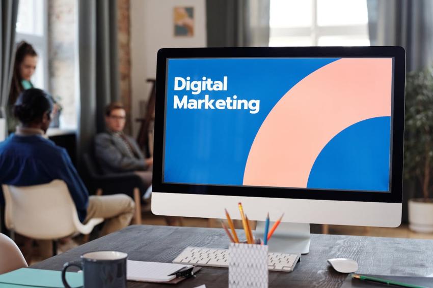Why Students Are Rushing to Learn Digital Marketing in 2025