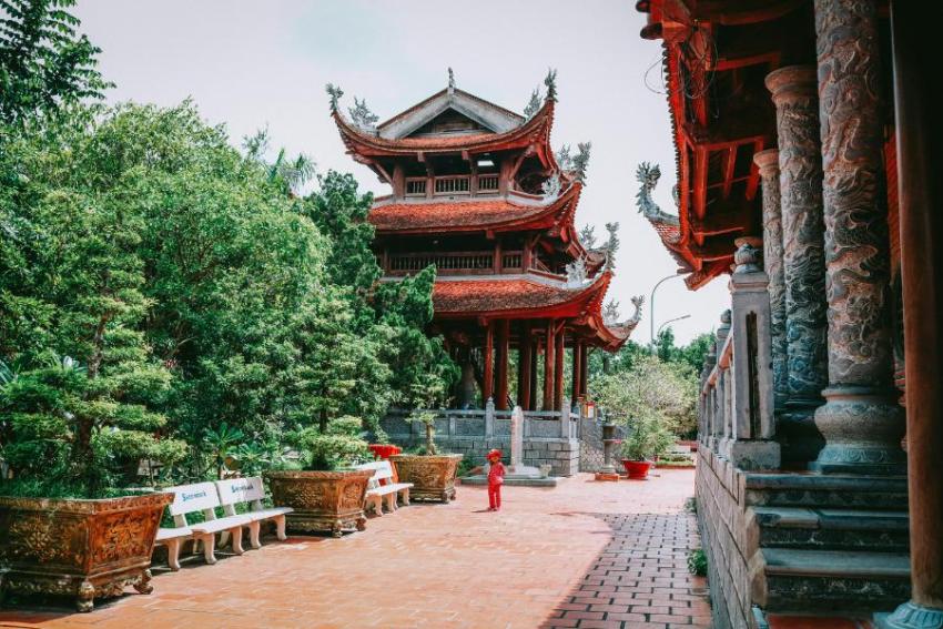 What Surprises Indian Couples During a Vietnam Trip?