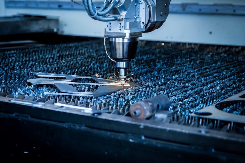 Reducing Waste and Costs with Advanced Laser Cutting Techniques
