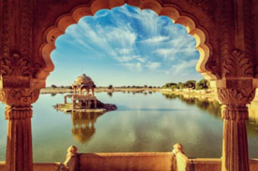 Discover India tourism with customized trips to India