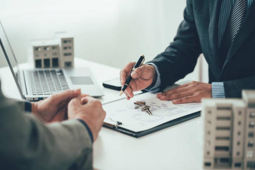 How Do You Choose The Right Insurance Agency For Your Needs?