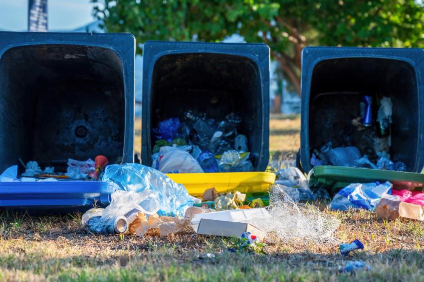 Why Are Large Rubbish Containers Popular for Renovations?
