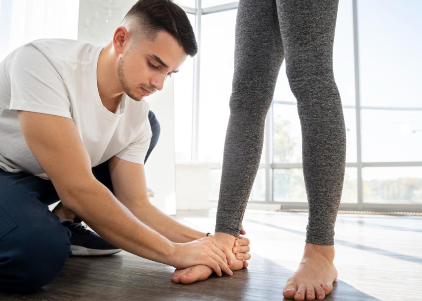 What Are the Early Warning Signs of Plantar Fasciitis?