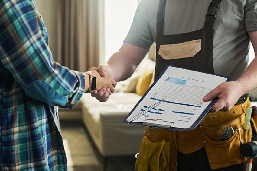 How Do General Contractors Help Manage Time, Labor, and Materials?