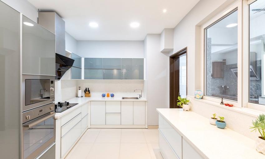 Exploring Natural Stone Options for Kitchen Counter Spaces in Milwaukee