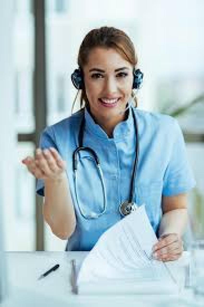 Female Doctor Home Visit: What to Expect & How It Works