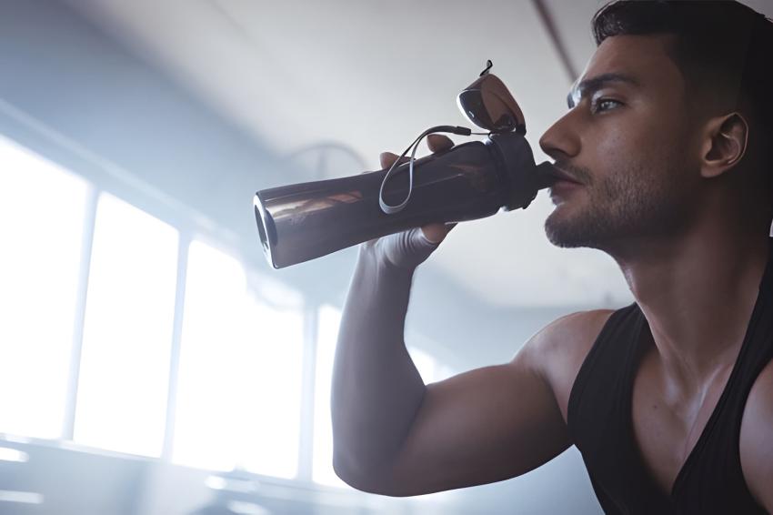 Why You Need a Sports Water Bottle for Your Workout