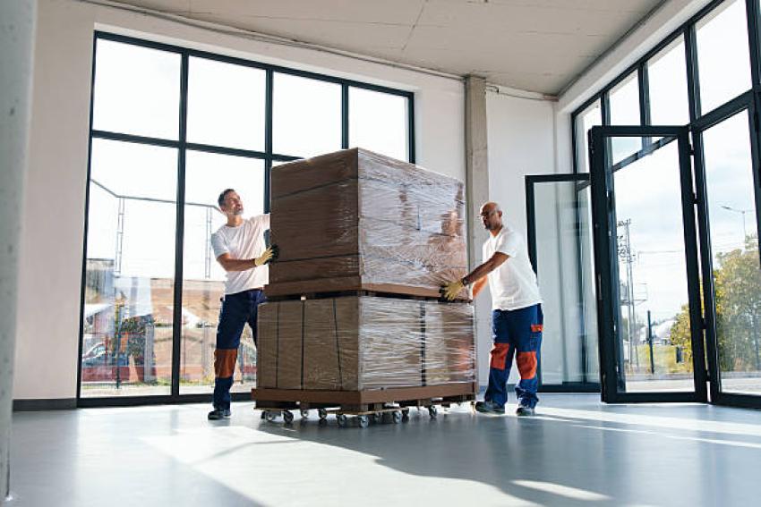 How to Choose the Right Commercial Moving Company