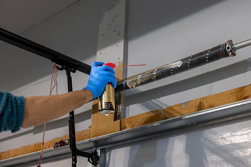 7 Warning Signs You Need Garage Door Spring Repair Now