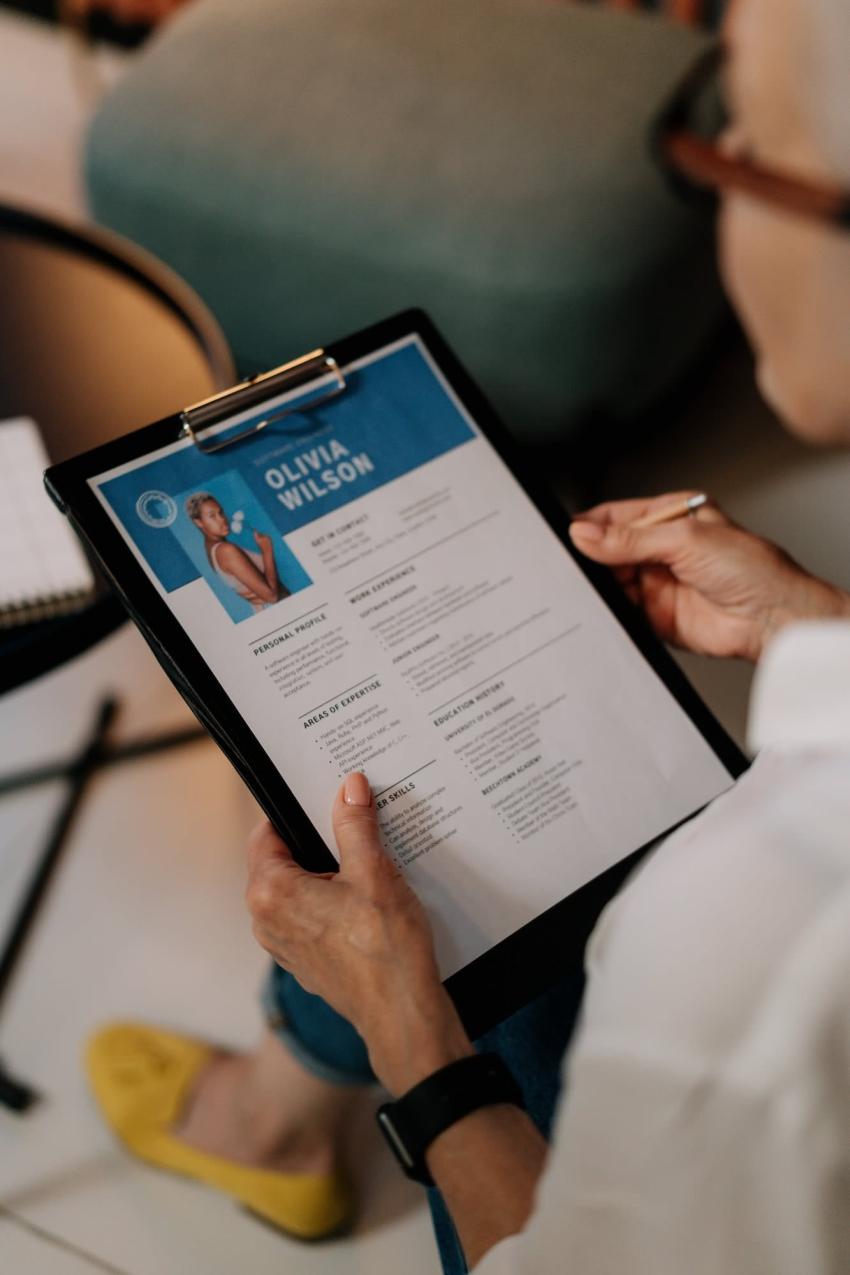 Resume Writing Services in New York City: Building an AI-Optimized Resume for Modern Job Searches