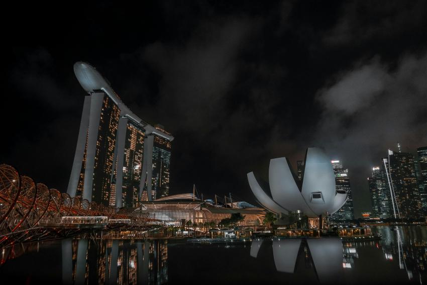 Romantic Singapore Honeymoon Package & Itinerary Guide