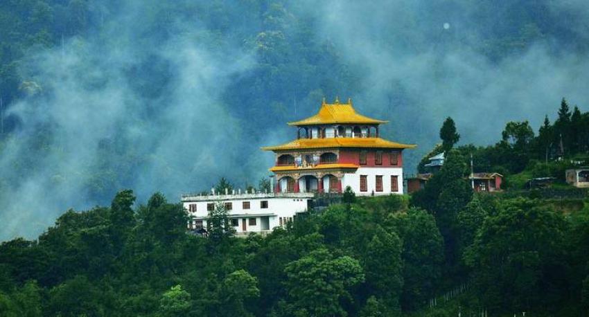 North East Tour Packages for Families, Couples, and Adventure Seekers