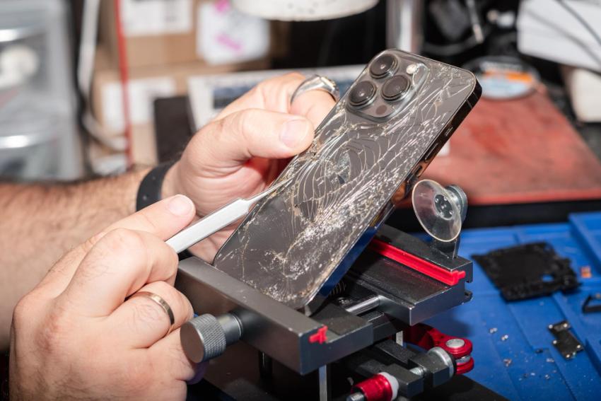 Cheapest Phone Screen Repair in Orlando: What to Know Before Choosing a Shop