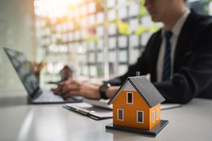 5 Different Types of Commercial Real Estate Leases, Explained