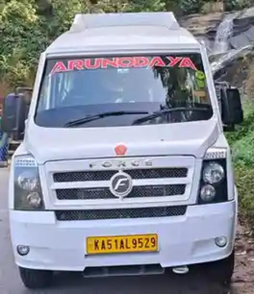 Is a 12 Seater Tempo Traveller Safe for Children?
