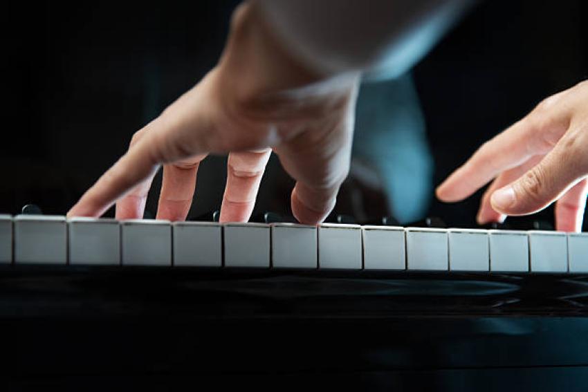 What to Expect at Your First Piano Lesson