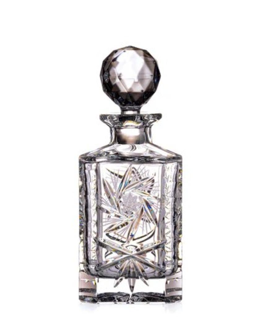 The Art of Slow Sipping: Elevating the Pour Through the Art of the Crystal Whiskey Decanter Set