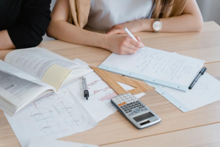 Best Books for IIT JEE Physics, Chemistry, and Mathematics