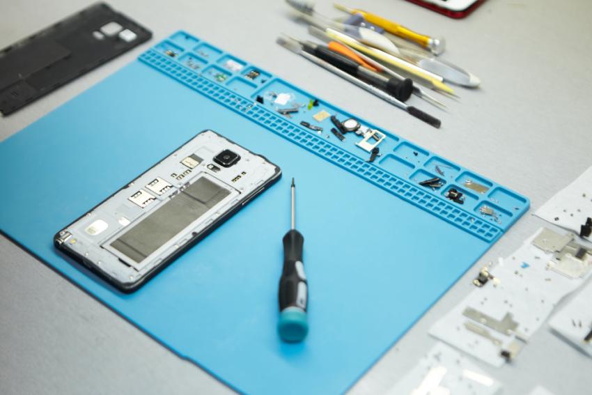 How Professional Samsung Phone Repair in Orlando, FL Resolves Fast Battery Drain