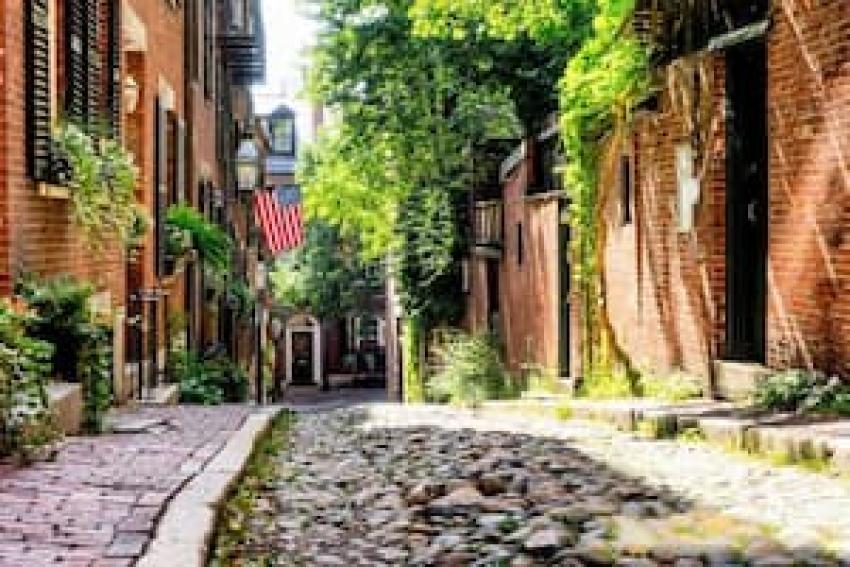 Where Should I Visit in America and the UK This Summer