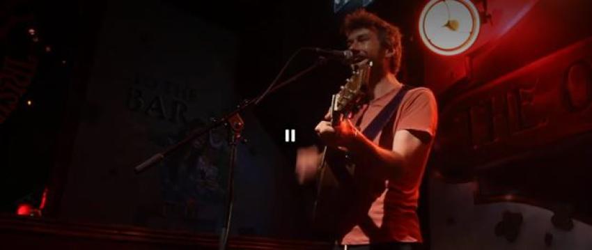 Why Silence Never Sold Another Pint Like an Irish Musician for Pub Performance