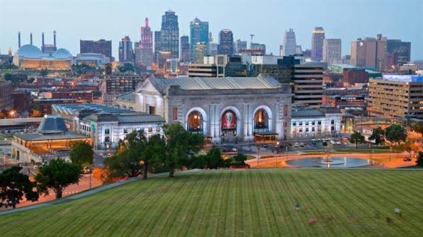 What Is the One Must-See Sight in Kansas City for a First-Time Visitor