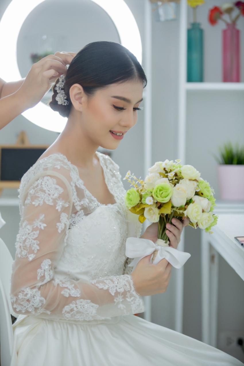 Complete Guide to Booking Wedding Hair and Makeup in Dallas, Texas