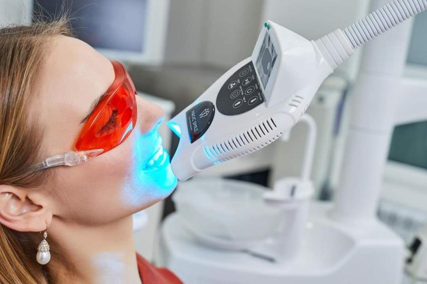 Laser Gum Whitening in Dubai: Painless Technique