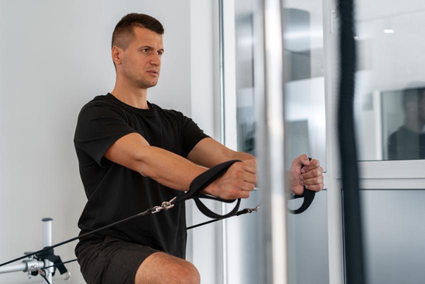 Digital vs. Standard Grip Trainers: Which One Is Right for You?