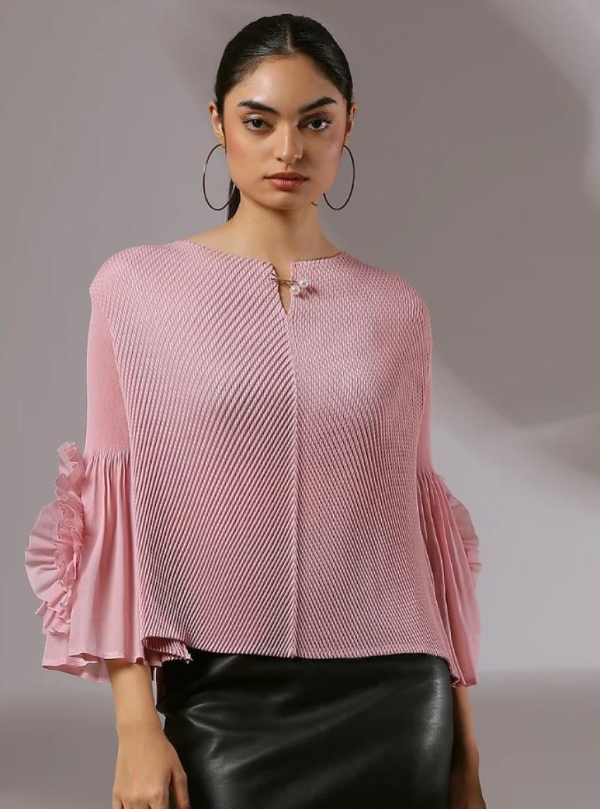 Pleated Skirt and Top Set: A Stylish Guide for Modern Women