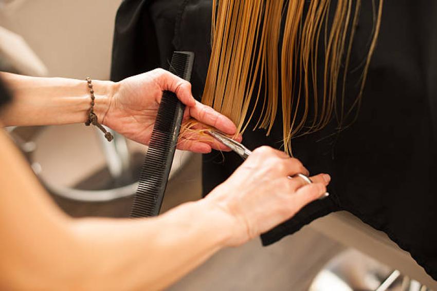 What Really Determines the Price of a Salon Visit